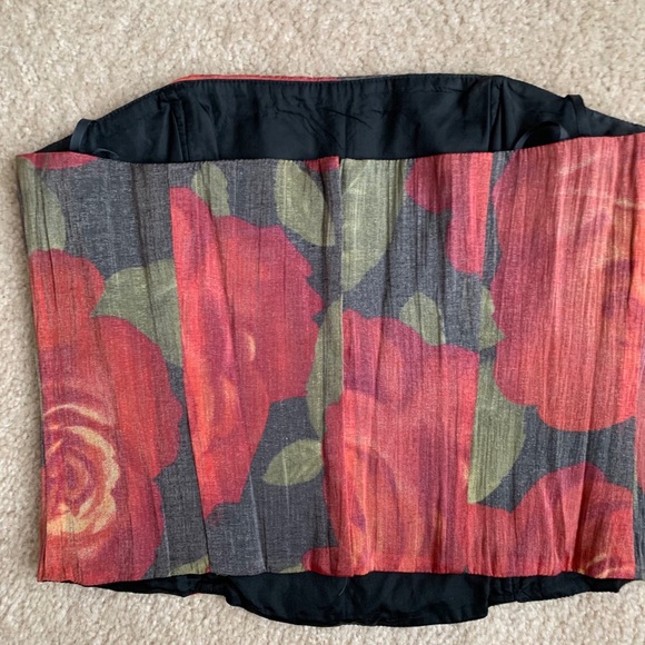 Bustierre - Picture 3 of 3